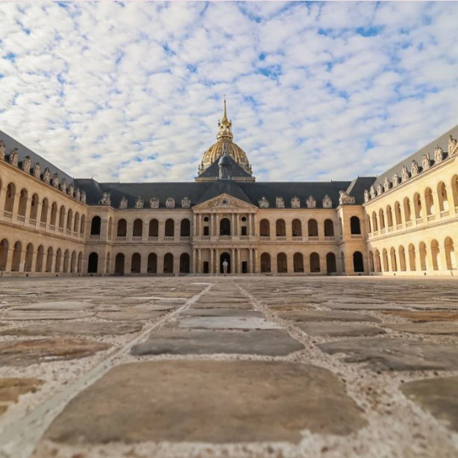 Paris a déverrouillé ce qu'elle protège à l'année