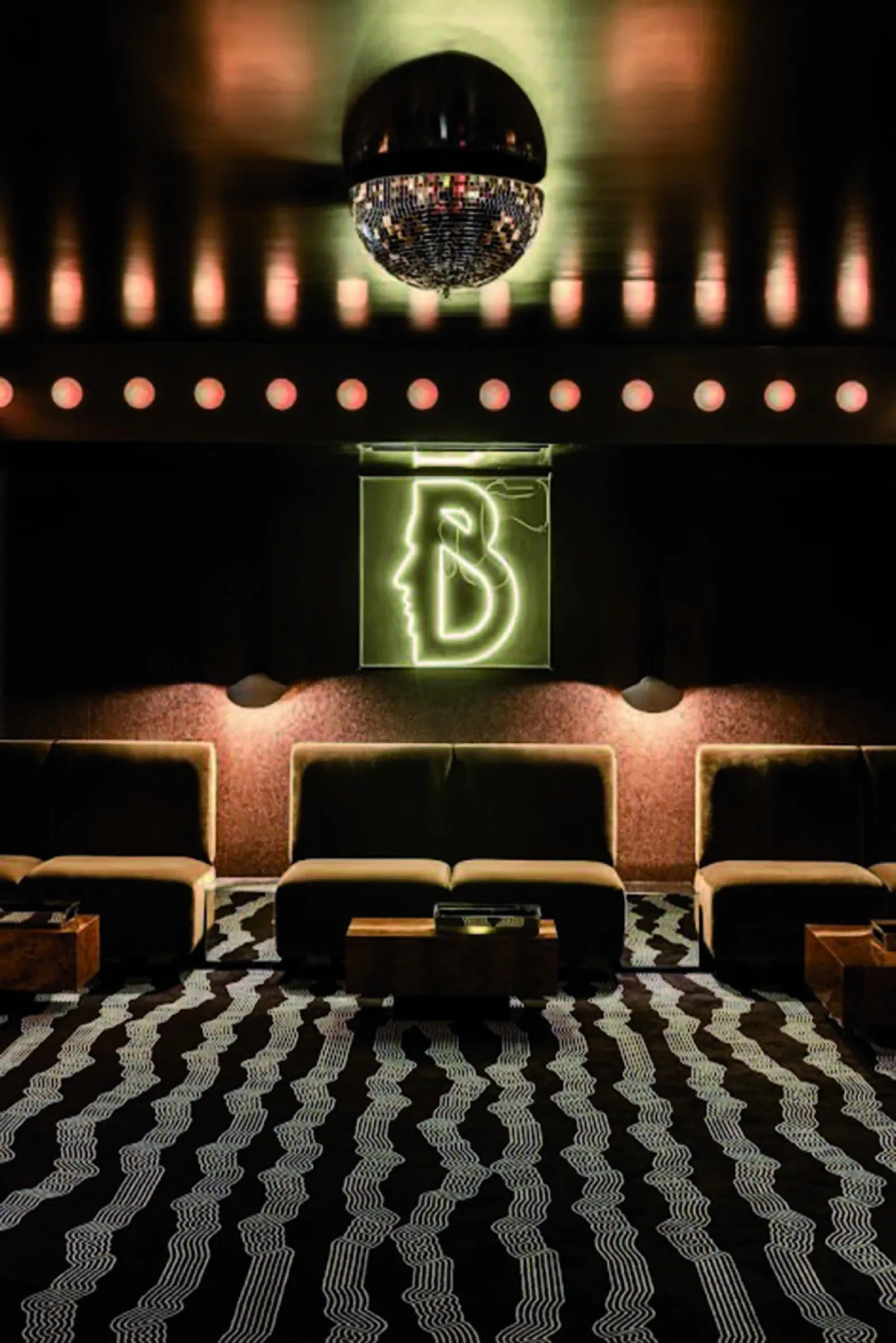 Où sortir pour s’encanailler à Paris ?