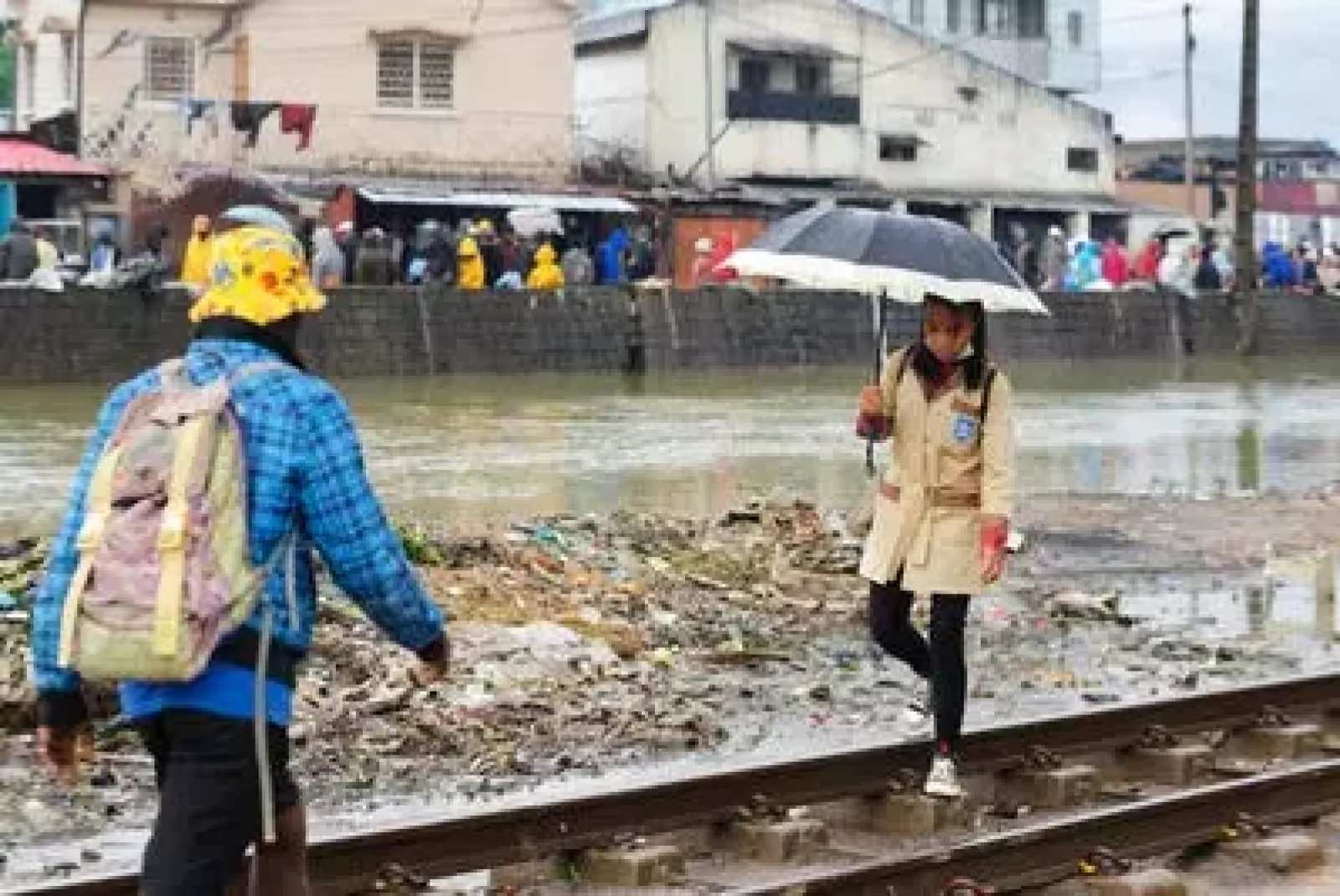 Pierre Niney par Thierno Sy pour l'Edito Magazine - IMG 1
