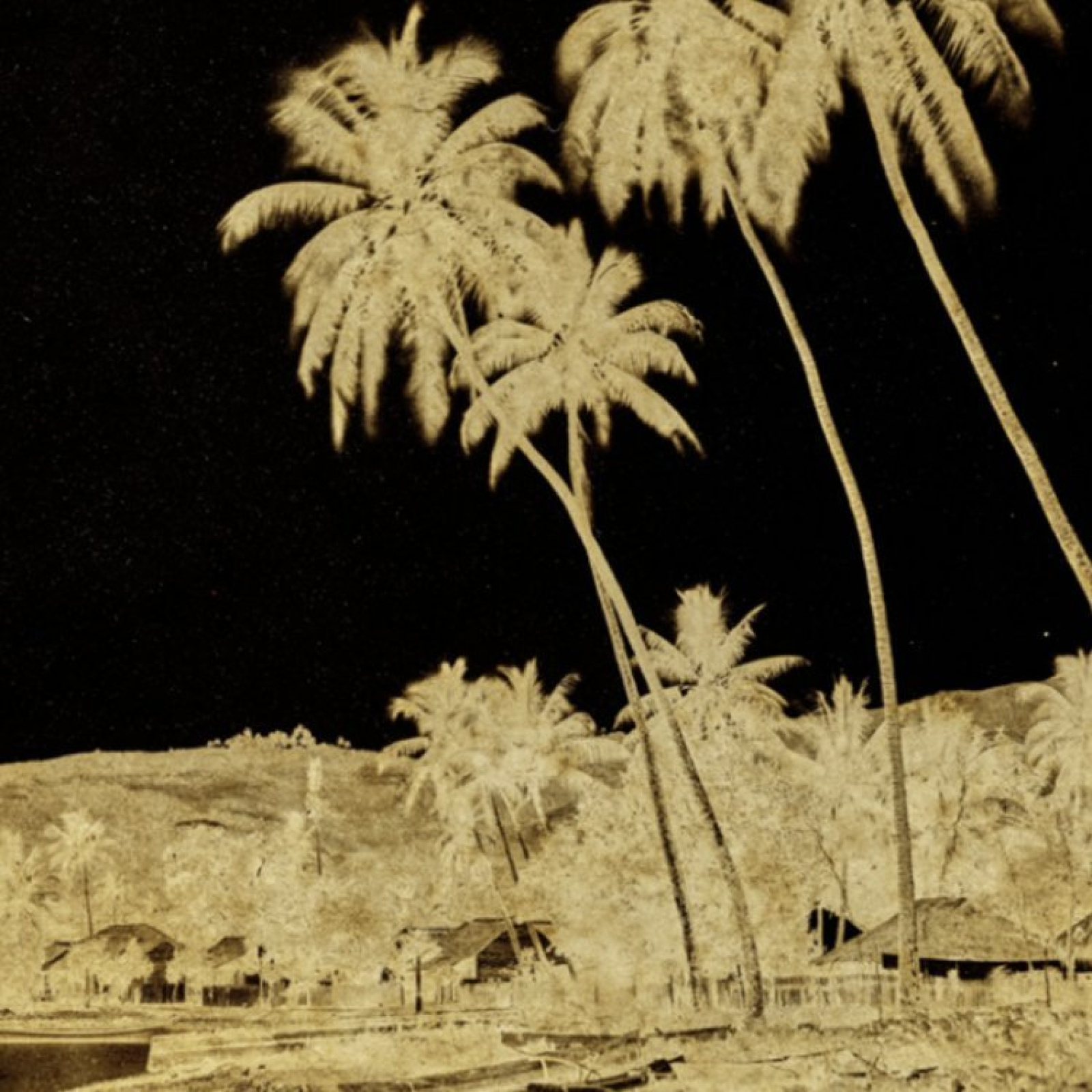Tahiti, la même vague photographiée deux fois