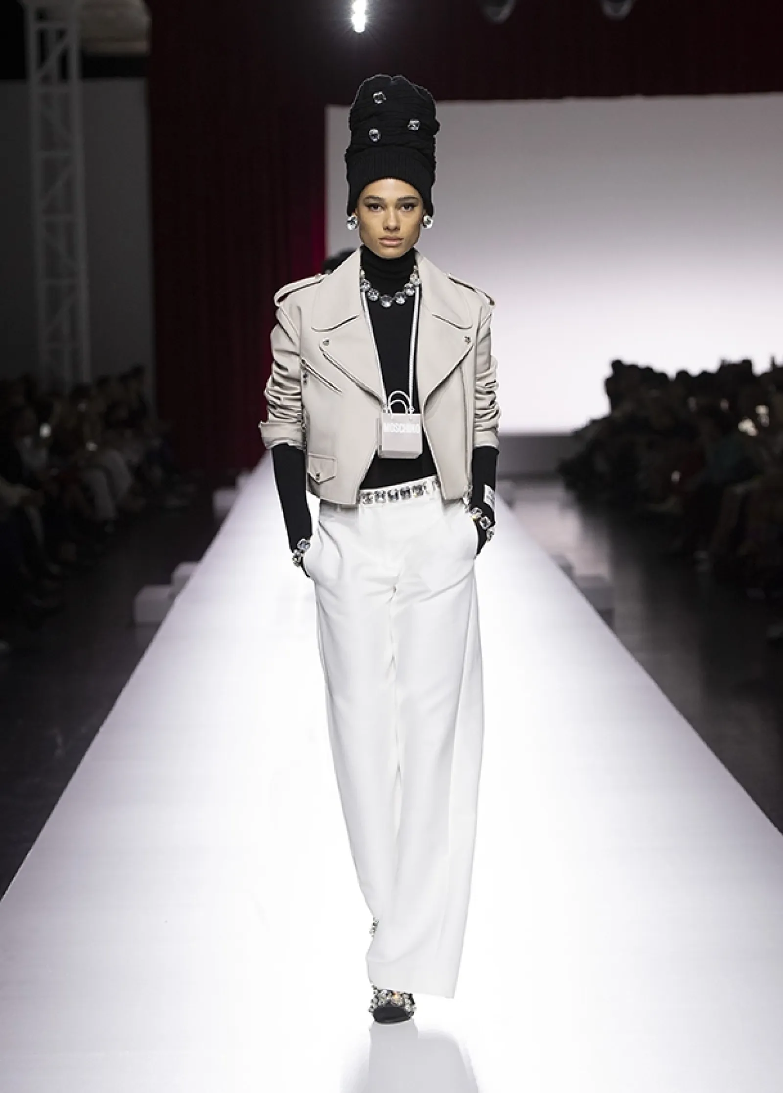 Moschino Donna SS24 - IMG 0