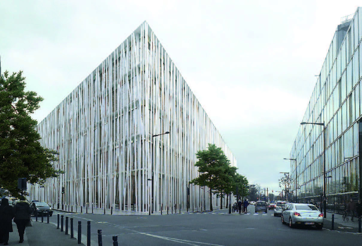 Le 19M, lieu de la mode du Nord-Est de Paris. Ce projet porté par Chanel réunit des maisons de couture dans un bâtiment exceptionnel à Porte d'Aubervilliers dans le 19ème arrondissement de Paris.